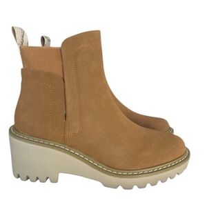 ••EUC Nicole Miller Women's Pocas Wedge Lug Platform Chelsea Boot 8.5 Brown